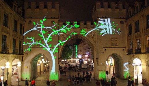 Video-installation, Lichtkunst, Lichtinstallation am Karlstor München