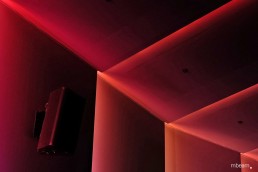 Lichtdesign und exklusive Lichtleitsystem für Kinos
