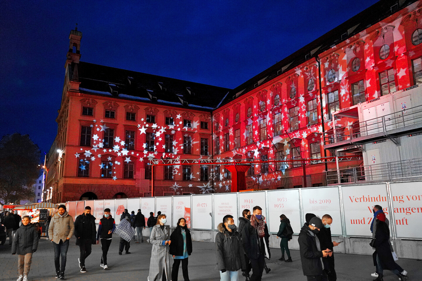 Kunstvolle Lichtinstallation München